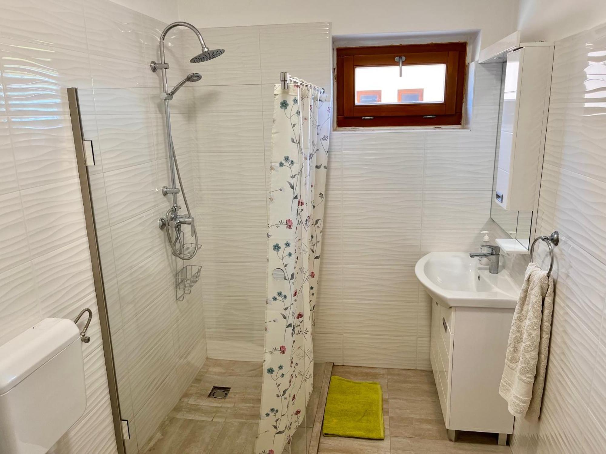 Borbaratok Vendeghaz Hotel Villány Buitenkant foto